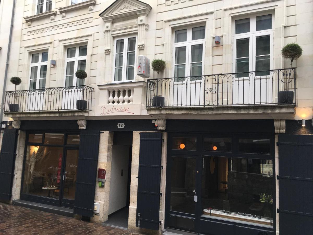 L'adresse 2* Tours